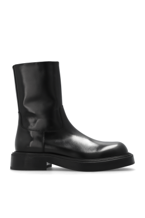 ‘farah’ ankle boots od FERRAGAMO